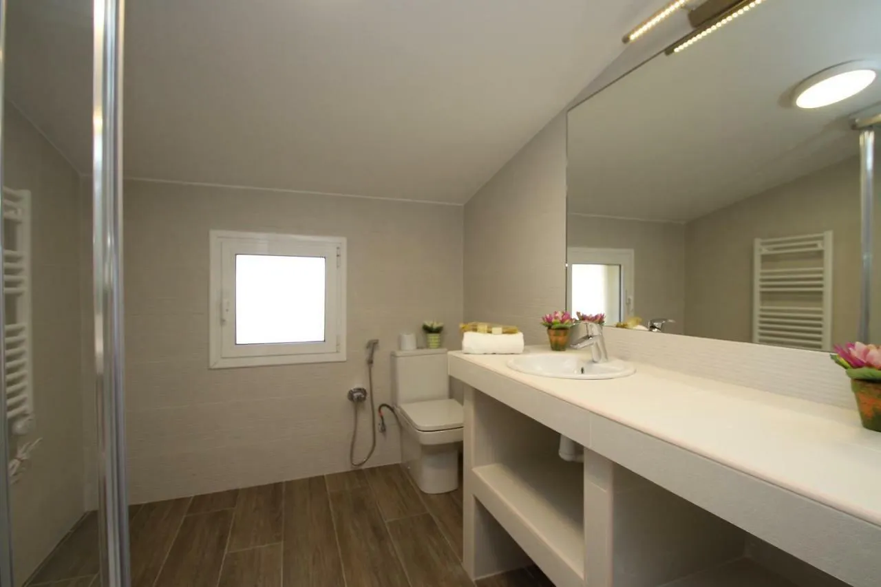 Holiday home Arenda Villa Amelie En Pino Alto Miami Playa Spain